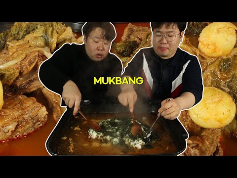 돼지형제는 감자탕 부수고 또 볶음밥을 먹었어요