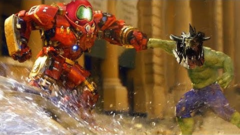 Adeptus Mechanicus deploying a Kastelan Robot to end an Ork warboss