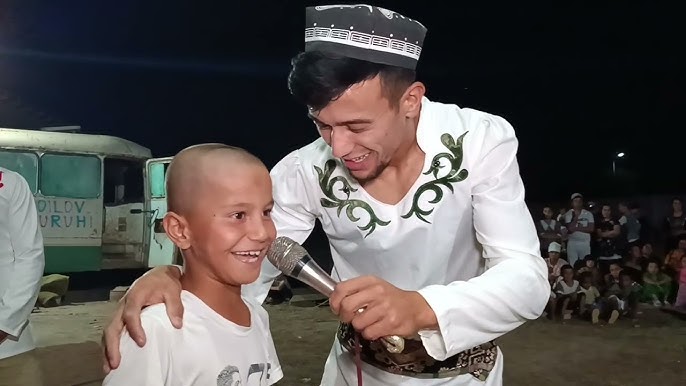 Yosh qiz bilan jinsiy aloqa Majburiy kunnilingus porno onlayn