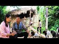 Transforming an abandoned house into a goat shed &mdash; Th&uacute;y is moved when Mến mentions marriage.