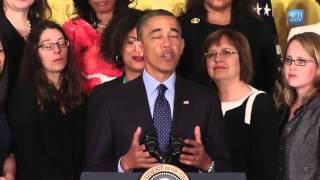 Barack Obama Singing Get Lucky by Daft Punk ft  Pharrell (HD)