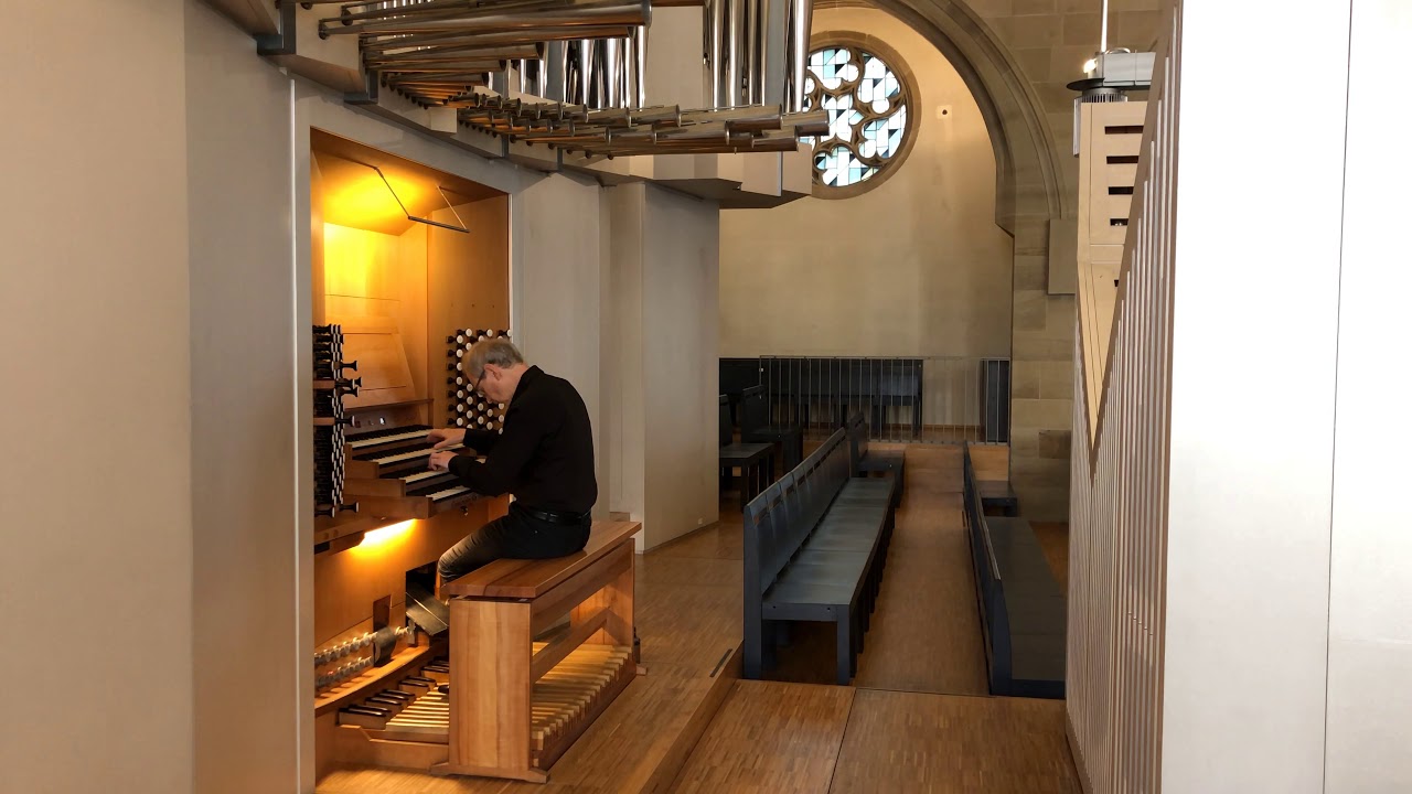 Kay Johannsen plays Bach, 