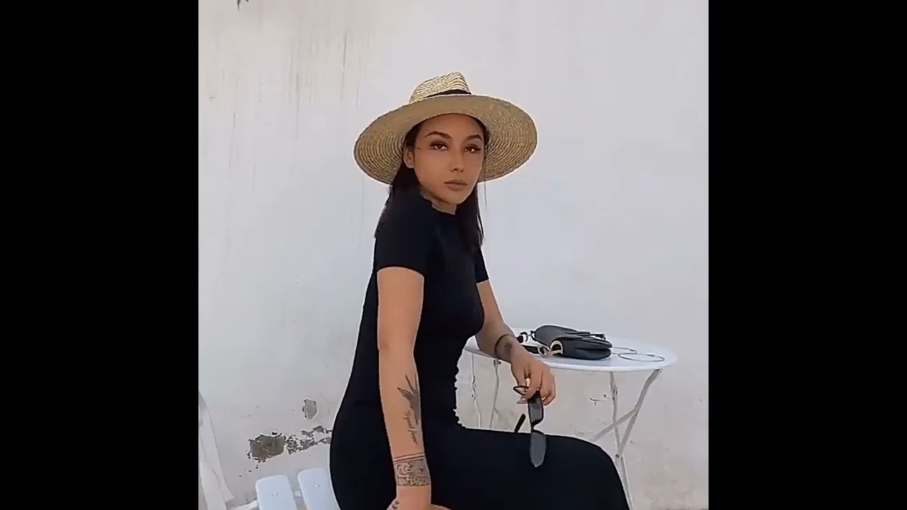 женская пляжная шляпа