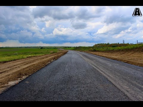 Реконструкція О080823. Укладено верхній шар асфальту