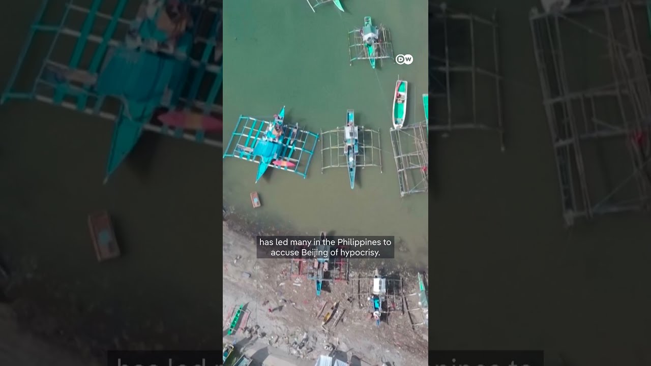 Chinese And Philippines Vessels Clash DW News