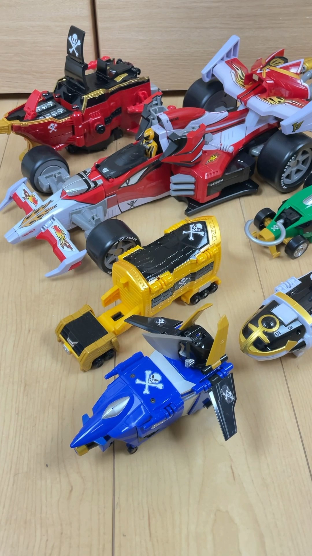 ゴーカイジャー】よみがえるミニプラ海賊合体ゴーカイオー オール