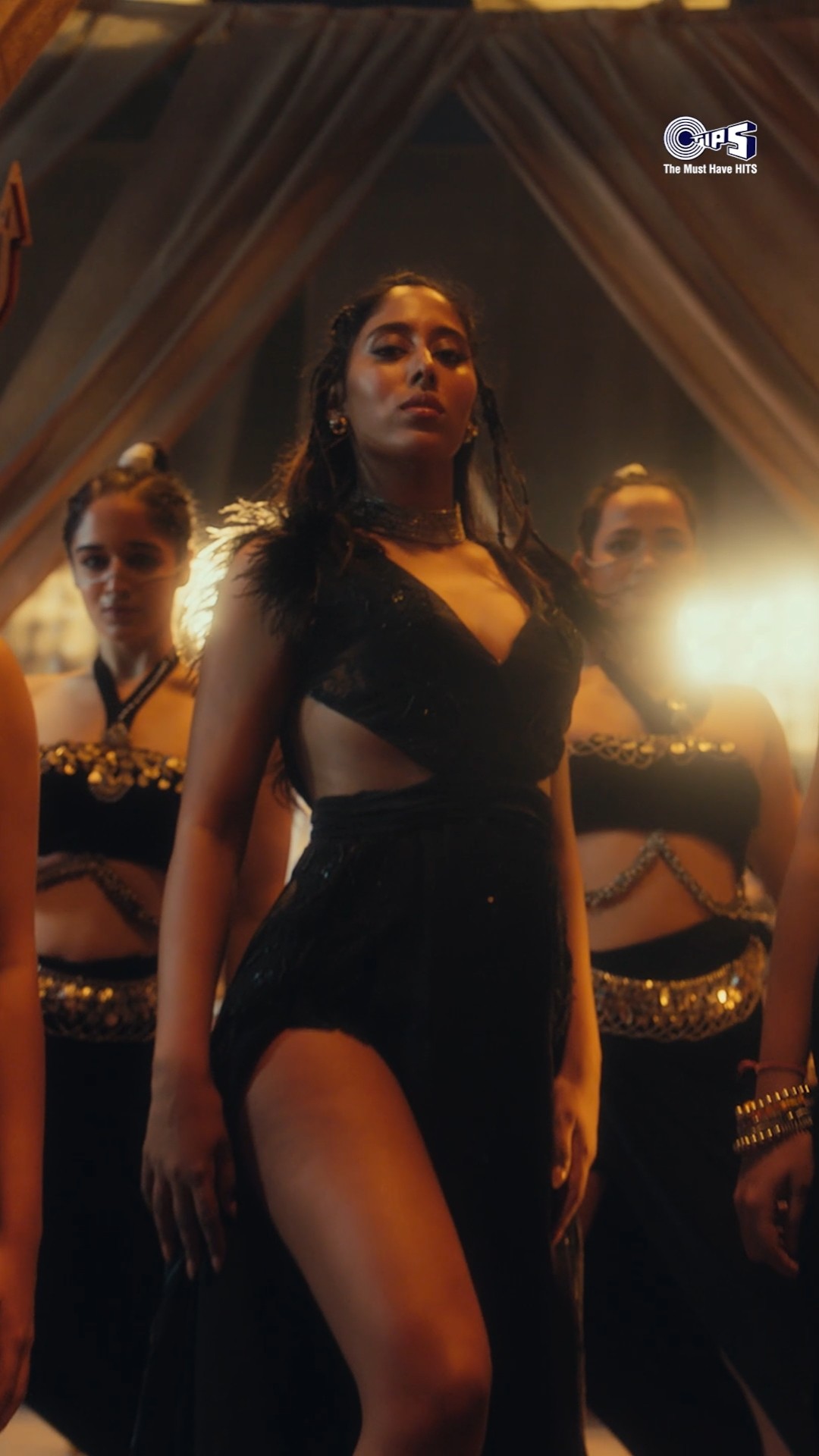 The countdown ends tomorrow! Are you ready for #JaanLegiMehbooba #hindisong #dance