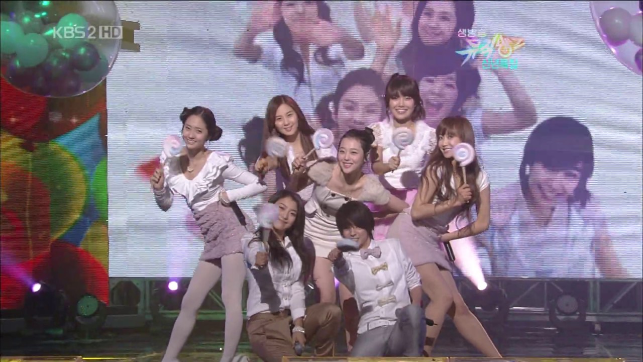 f(x) - Chu~♡, 에프엑스 - 츄~♡ & Kissing You, 키싱유  (ft. SNSD, 소녀시대) @ MuBank 20100101