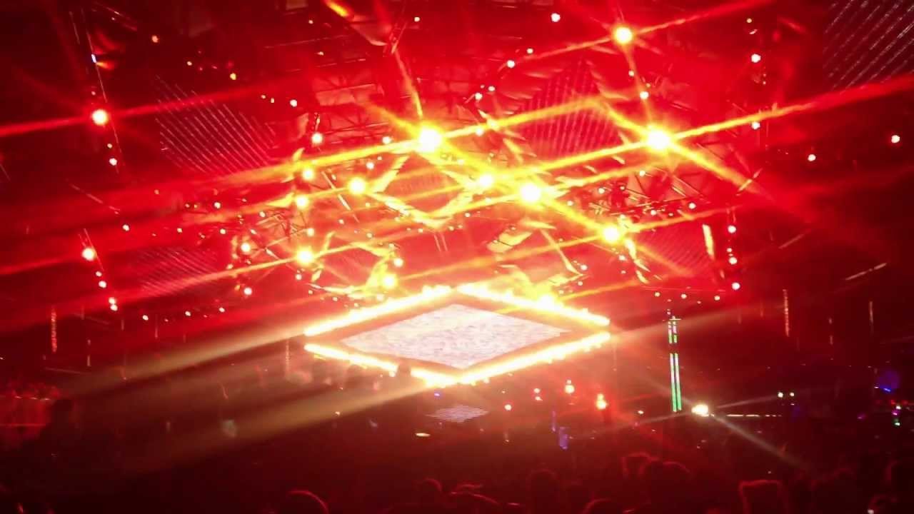 EDC 2013 - Fedde Le Grand - NEW SONG PREMIER and Better off Alone Remix (Las Vegas)