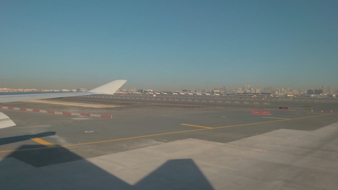 G-CIVG British Airways 747-400 are Dubai International Airport