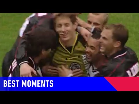Edwin van der Sar - First and only goal | BEST MOMENTS