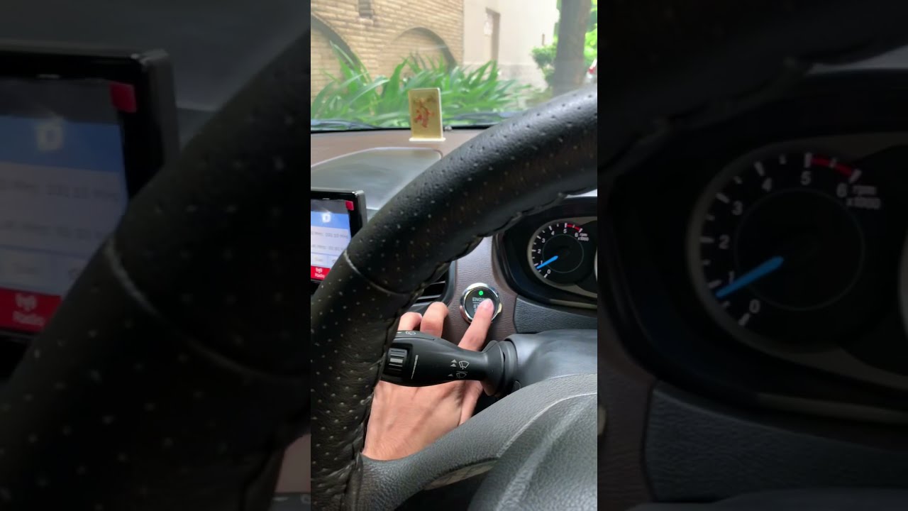 Infotainment system goes off when | Shubham Sengar