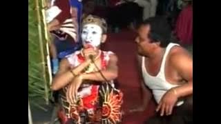 CAMPURSARI RINGKES SANGKURIANG  SAWO GLETAK GUYON MATON  INDRI & GARENG 'dangdut koplo'
