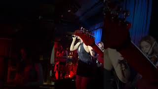 Beril - Taki seni görene kadar (konser live)