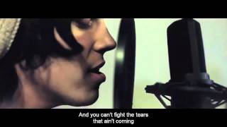 Iris-Sleeping With Sirens Official Video + Lyrics