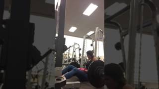 Barbell hip thrust rest pause