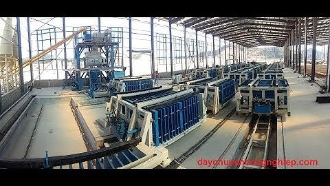 Dây chuyền sản xuất tấm tường rỗng bê tông đúc sẵn.