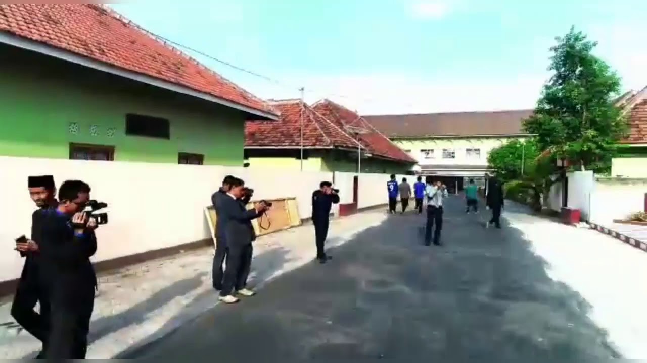 Wisuda UNIDA Gontor XXXI Eps. 2 - Made By Rijal Yahya - YouTube