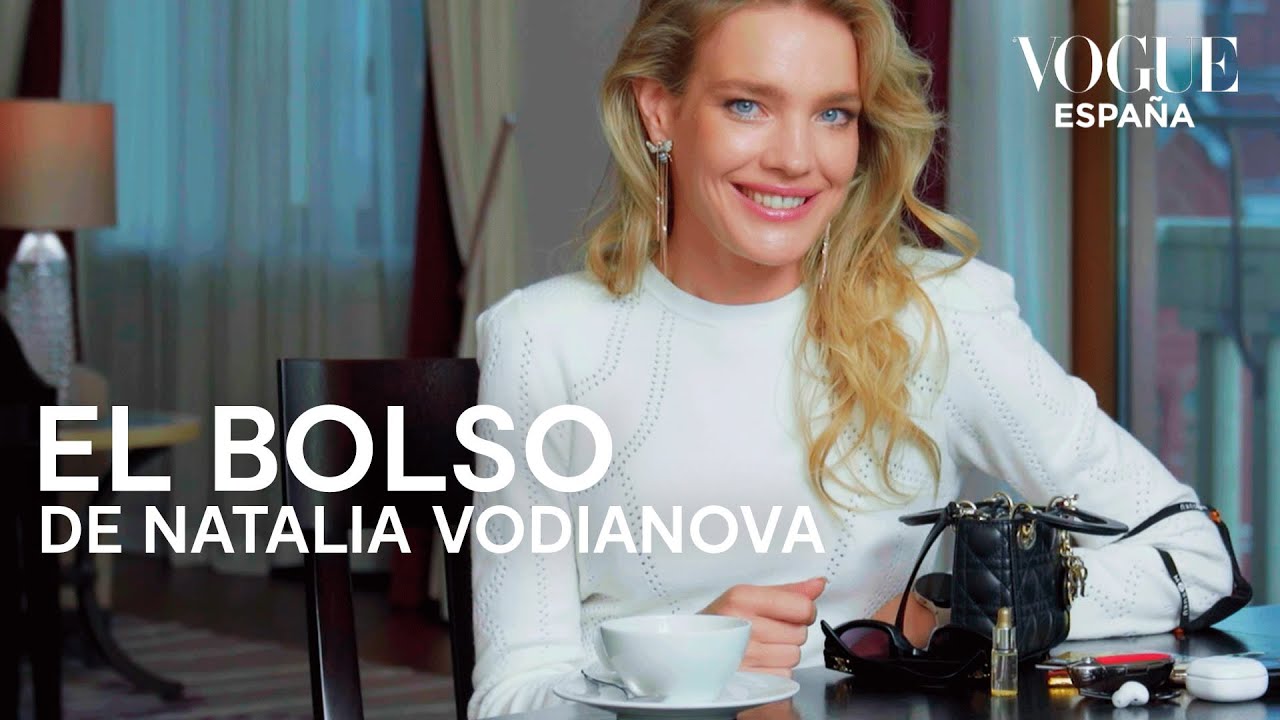 Natalia Vodianova: ¿qué lleva en el bolso una supermodelo rusa? | VOGUE España