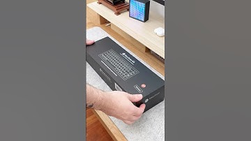 Unboxing My New Keychron K6 - The Perfect 65% Keyboard! - Gateron Red Switches 🔴