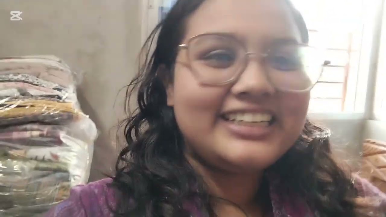 ইফতা নুর জাকিয়া একা একা কি বলছে  