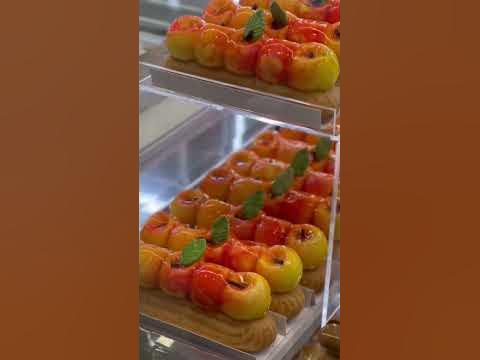 Булочки Слой и эклеры Вспышка - вкусная коллаборация в Санкт-Петербурге ...