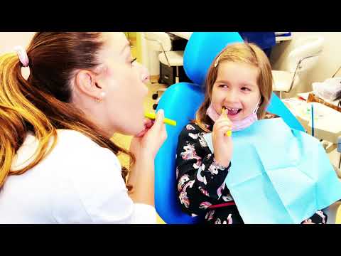 Video: Četkanje Dječjih Zuba: Kada Započeti, Kako To Učiniti I Još Mnogo Toga