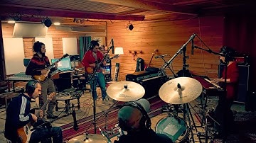 The Ligerians "Likkle Table" - Riddim Session #6