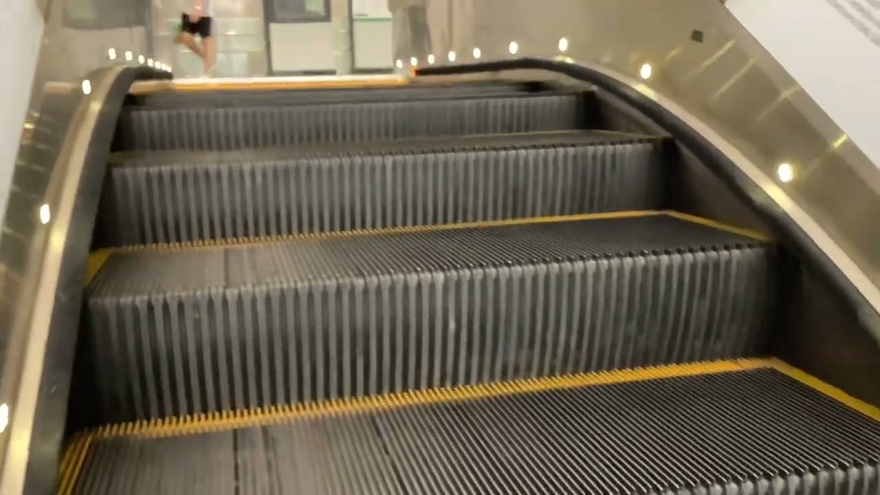 Kuala Lumpur tun Razak exchange (trx) mrt escalator