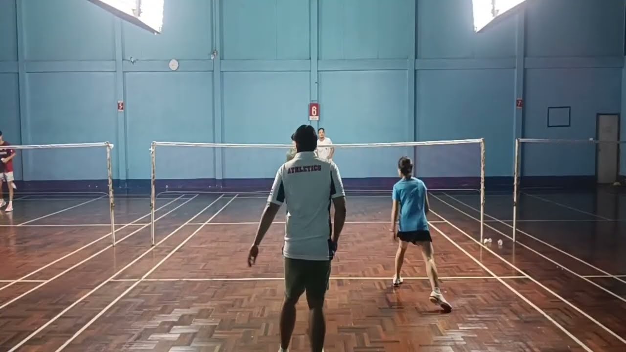 TIDBAD BADMINTON TEAM กำลังถ่ายทอดสด!