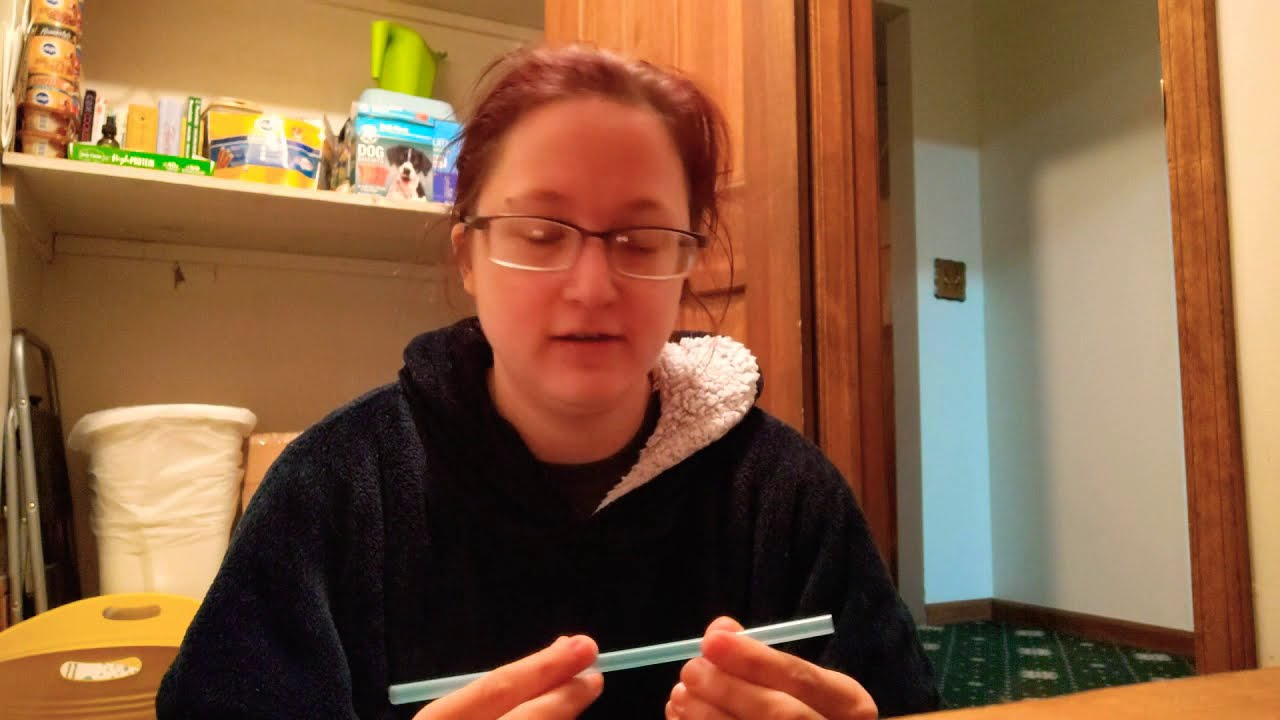 STARBUCKS ICED GOLDEN GINGER DRINK!!!!! (WARNING TRIPPY VISUALS AND