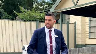 Live Auction @ 31 Gillard Street, Burwood, Vic 3125