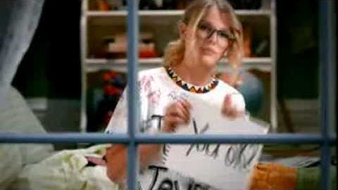 Taylor Swift-You Belong With Me-Official Music Video