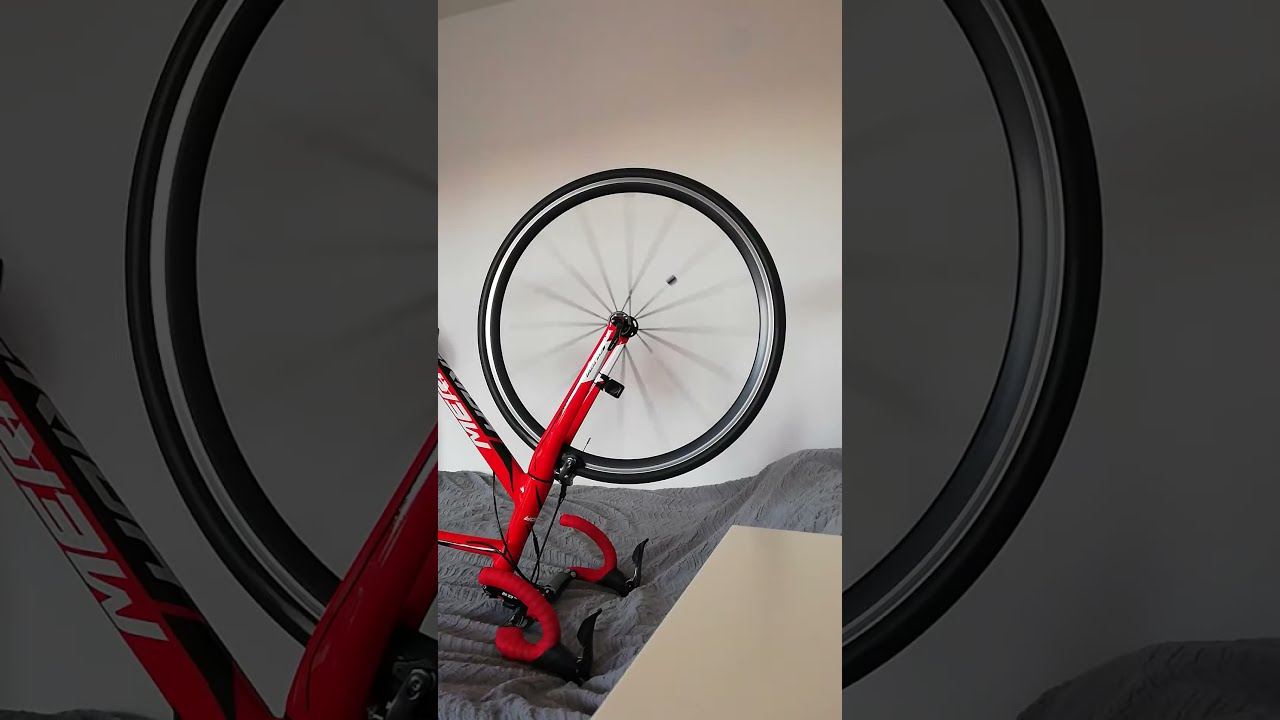 Shimano WH-RS330 front wheel 1,5 year 