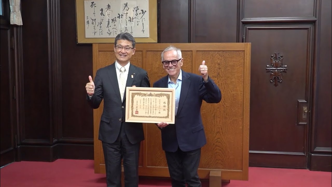 アカデミー賞公認シェフのウルフギャング・パックさんが表敬訪問