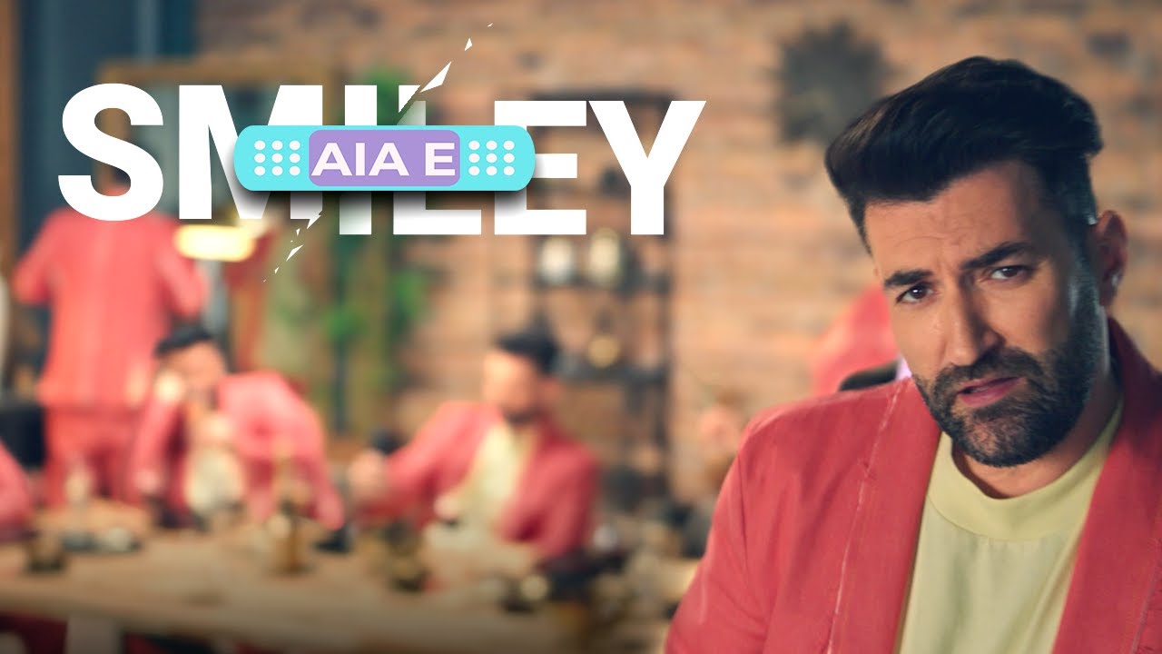 Smiley   Aia e  Official Music Video