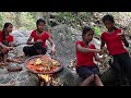 Cooking Two Crabs Spicy with Peppers and Eating delicious - My Natural Food Ep 10