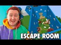 Smajor BUILDS a Minecraft ESCAPE ROOM!