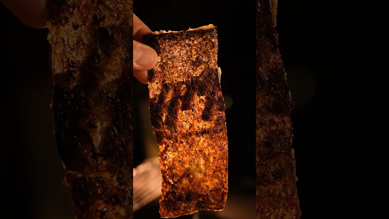 CRISPY SALMON SKIN IS A PERFECT SALAD TOPPING! #salmon