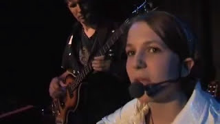 Video-Miniaturansicht von „Knocking On Heaven's Door - MonaLisa Twins (Bob Dylan Cover) 2007“