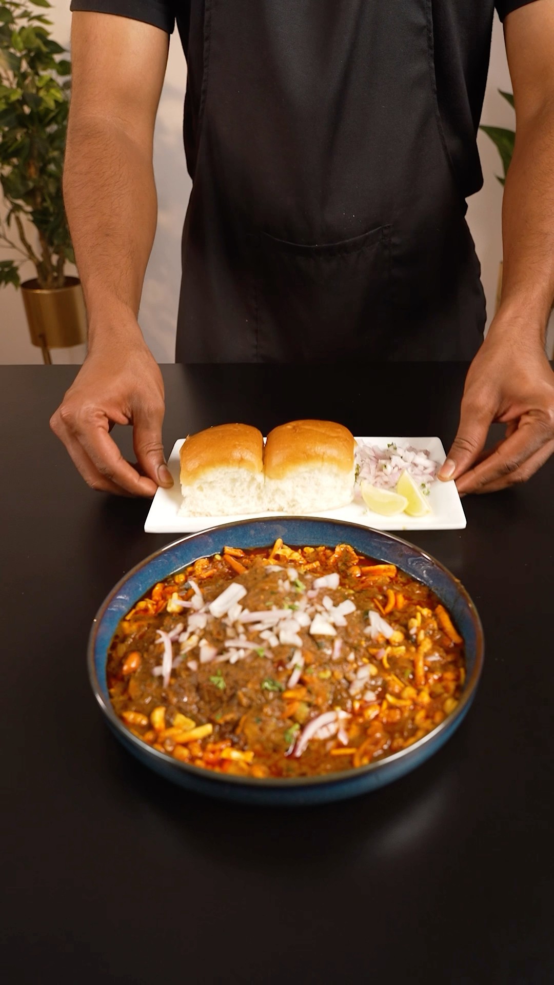 Misal Pav | street style #shorts
