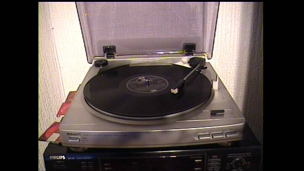 Mrs Mills Party Pieces Selection 1/3