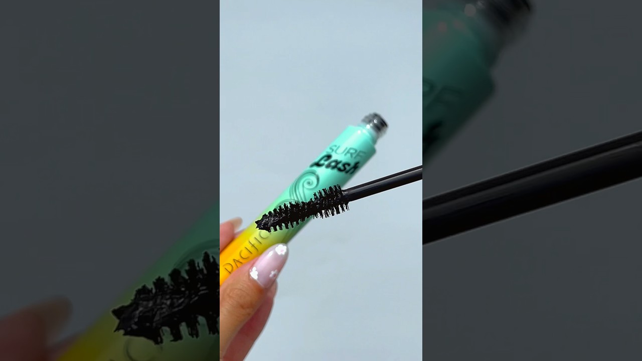 lashes that are beach proof + life proof 🏄‍♀️ 