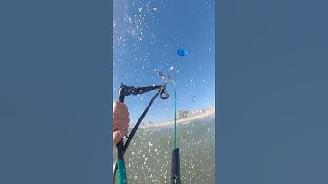 Kite Surfer Attempts a Boogie Loop Into a Front Roll Then Crashes