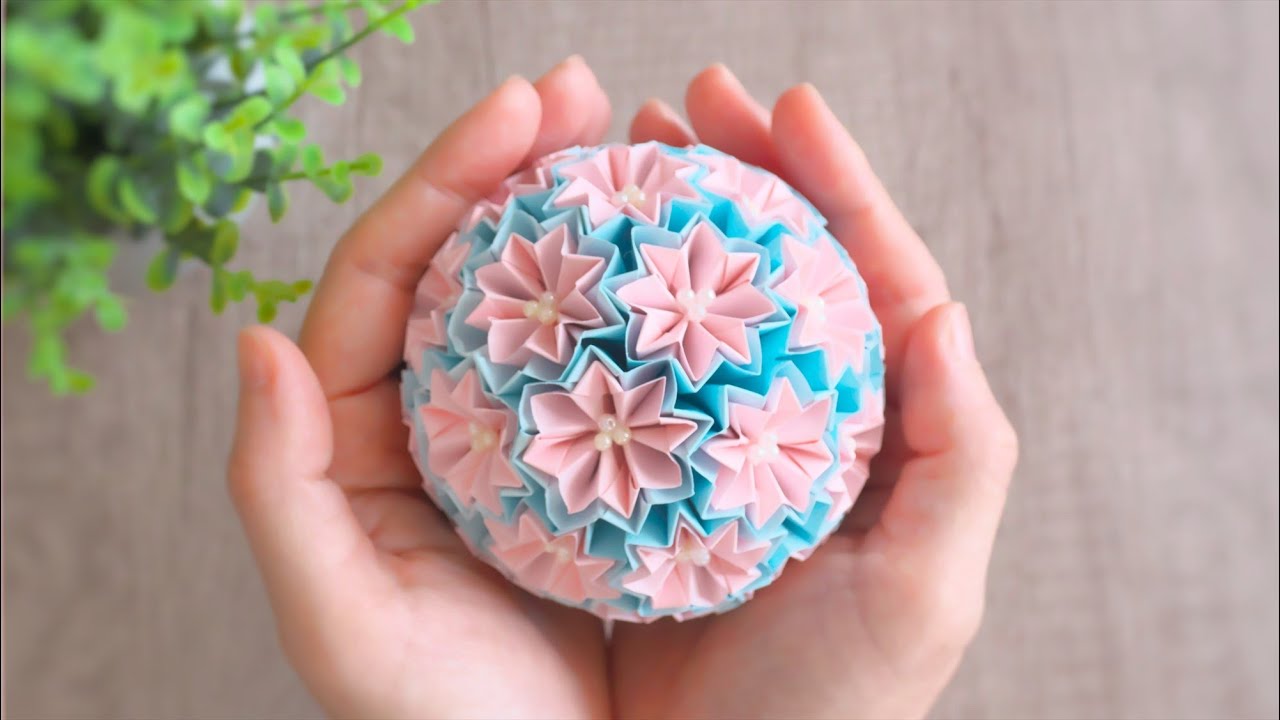 折り紙で作る基本の花くす玉風リースの作り方 Diy How To Make Paper Flower Wreath Youtube