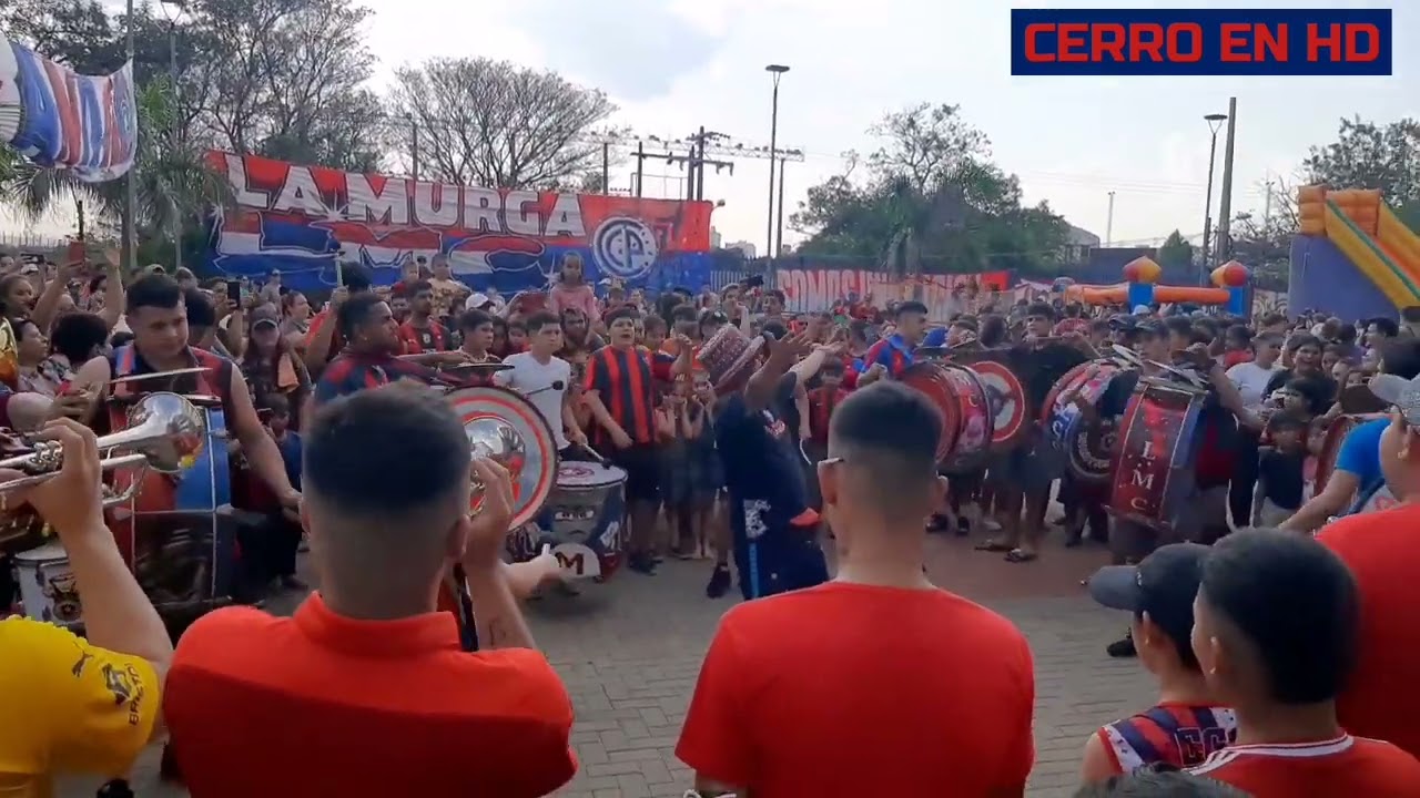Mita'i Azulgrana 2.022: La Mejor Murga del País #CerroPorteño #LMHDP 🌪️🔵🔴