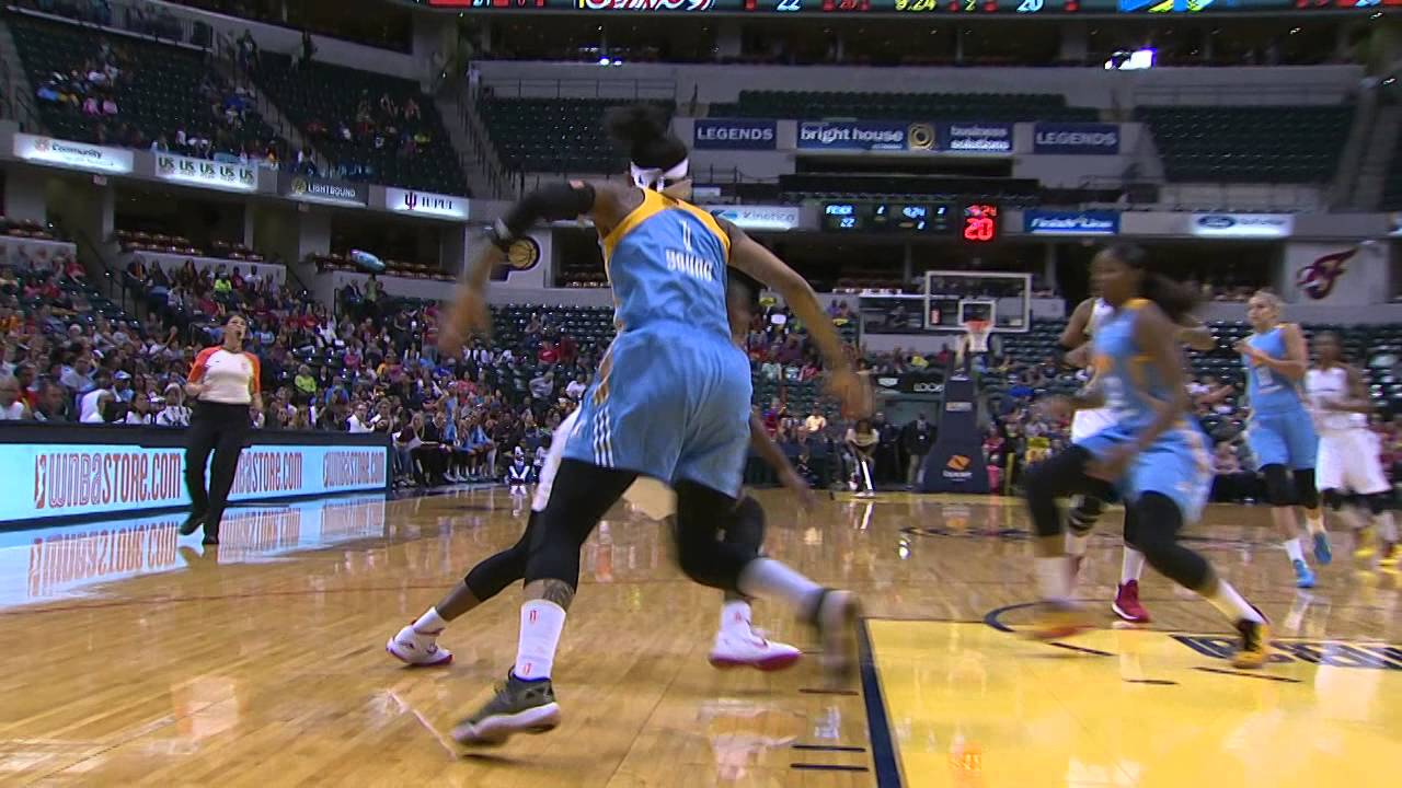 Shenise Johnson Spins for the Layup! YouTube