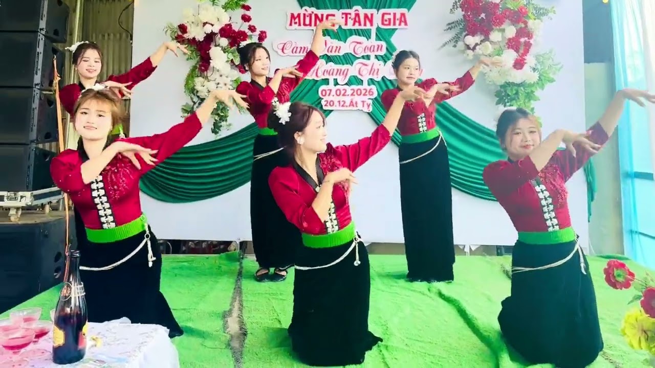 INH LẢ ĐÓN XUÂN - Nhóm Múa Ban Mai