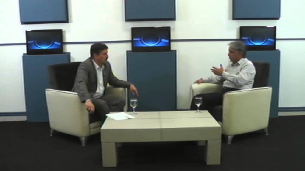 Zonë e debatit me analistin politik Albert Musliu