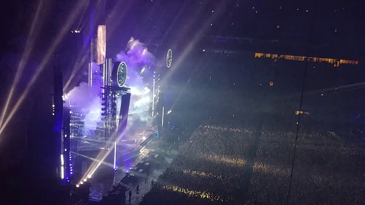 Rammstein - Ich will (Live in Saint-Petersburg 2019) - YouTube